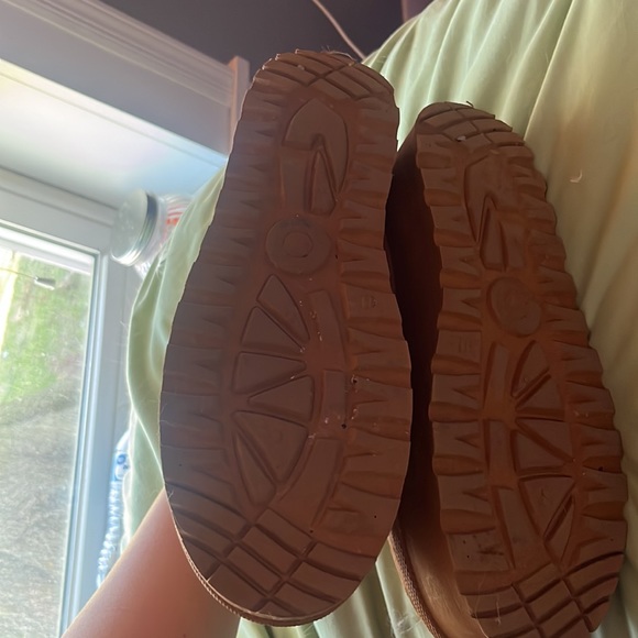 Platform Brown Boots - Picture 4 of 4